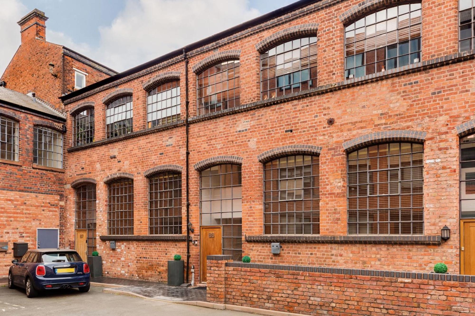 High End Luxury Townhouse In Jq, 4 Bedrooms, Flat Screen Tv In All Rooms, Free Parking, Near Birmingham City Centre Deposit Required Zewnętrze zdjęcie